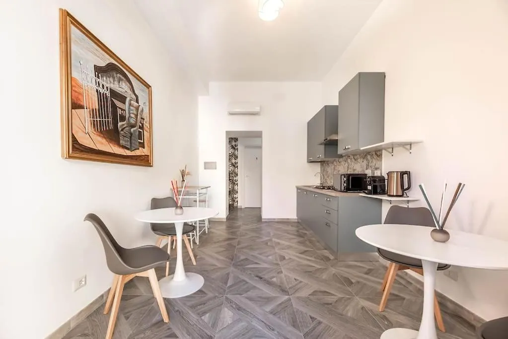 Charming Apartment In The Centre Of Roma