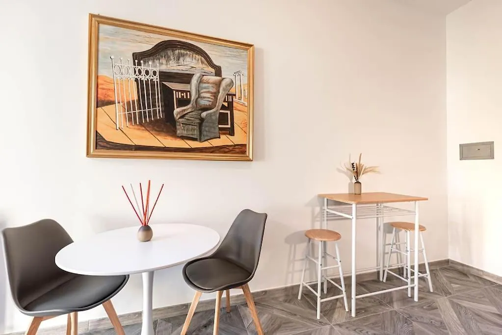 Charming Apartment In The Centre Of Roma